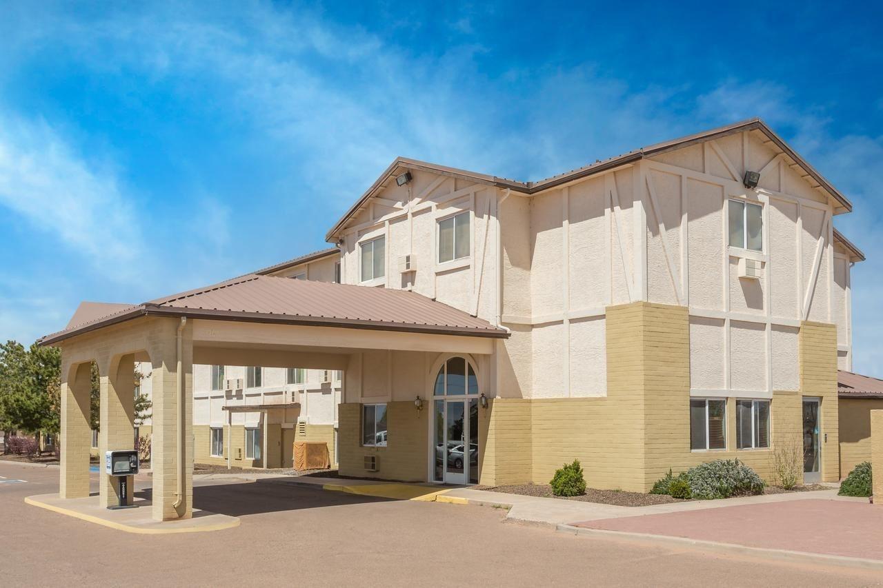 Super 8 By Wyndham Holbrook Hotel Екстериор снимка